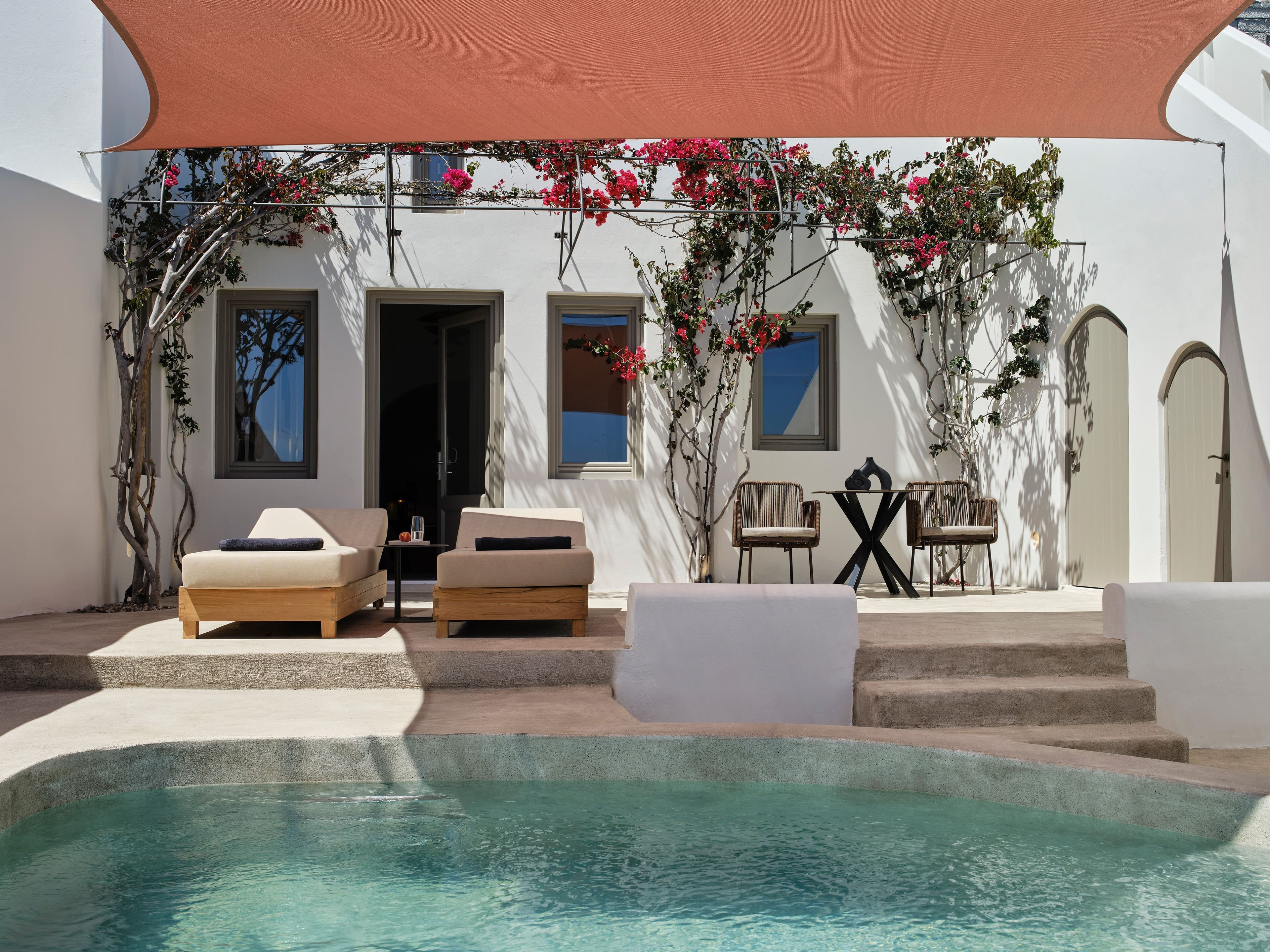 Andronis Luxury Suites pull