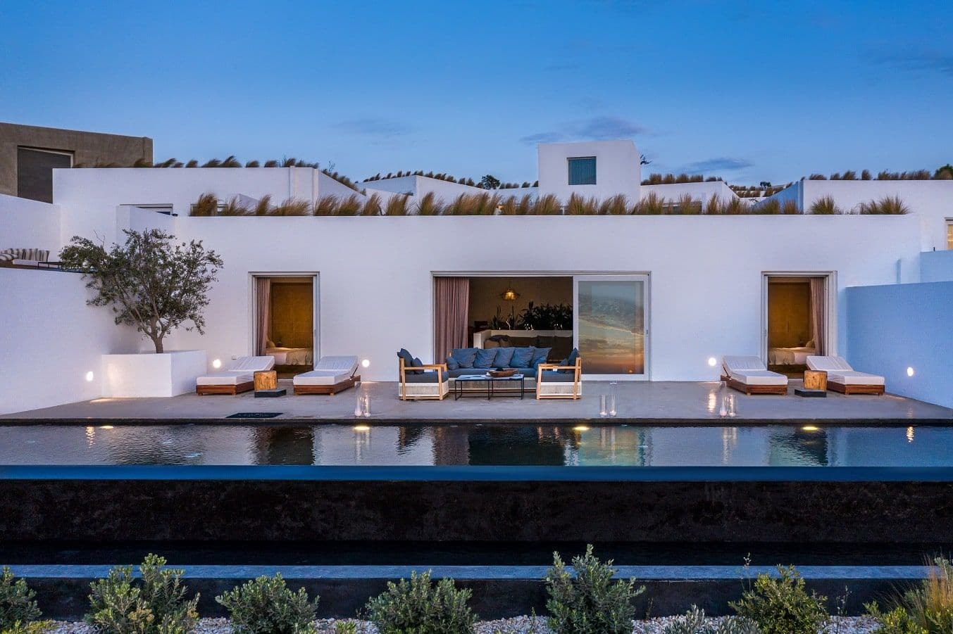 Four Bedroom Villa with Infinity Pool room